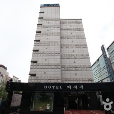 Hotel Pacific