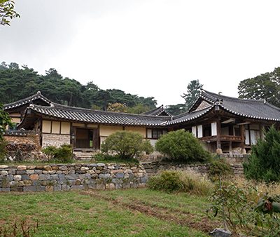 Myeongrjaegotaek [Korea Quality] / 논산 명재고택 [한국관광 품질인증]