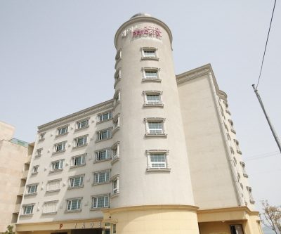 Jade Resortel Jade Resortel