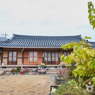Deokdongdaek House [Korea Quality] / 덕동댁 [한국관광 품질인증]