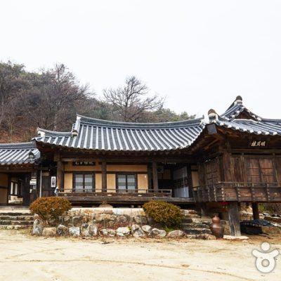 Manhoegotaek [Korea Quality] / 만회고택 [한국관광 품질인증]