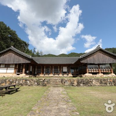 The Sum [Korea Quality] / 사단법인 한국천연염색 숨 [한국관광 품질인증/Korea Quality]