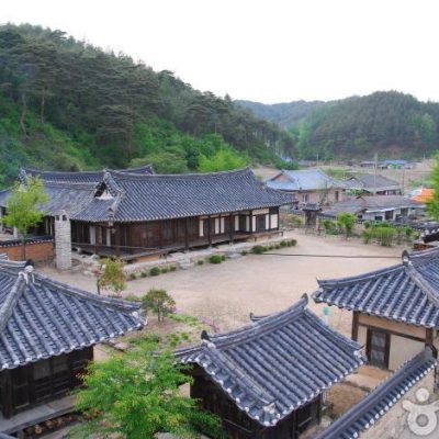 Gwonjinsadaek House [Korea Quality] / 권진사댁 [한국관광 품질인증]