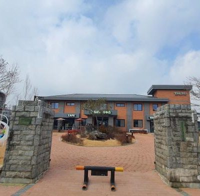 Yeobyeoncho House [Korea Quality] / 엽연초하우스 [한국관광 품질인증]